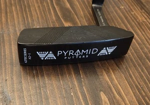Pyramid Aztec Series AZ-1 Putter 33" Mens Golf With Head Cover - Picture 1 of 14