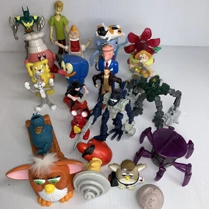 Small Plastic Toys Variety Mixed Lot - Picture 1 of 4