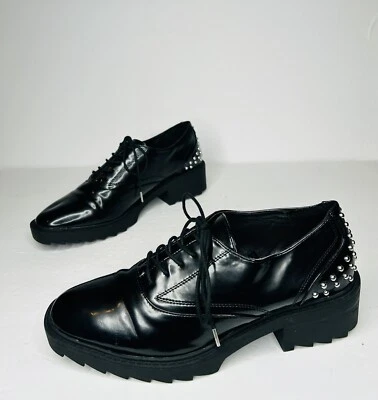 Zapato de vestir Zara Trafaluc para mujer negro con cordones hasta el tobillo 7 M usado Foto 1 de 4