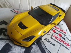 Autoart 1/18 CHEVROLET CORVETTE C7 Z06 modelo coche ABS 71263 AMARILLO - Imagen 1 de 7