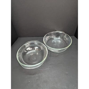 Pyrex 0244 2 Qt Glass Casserole Dish and Anchor Hocking 438 2 Qt Casserole Dish - Picture 1 of 6