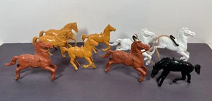 Vintage Lido Kunststoff stoppendes laufendes Pferd Figur Posten - Bild 1 von 8