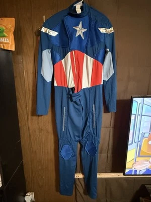 Captain America Suit (Avengers 1) - Image 1 of 2