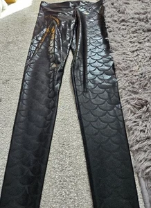 Black Milk Shiny Mermaid Pattern Legging Medium Brand New With Tags Black - Picture 1 of 9