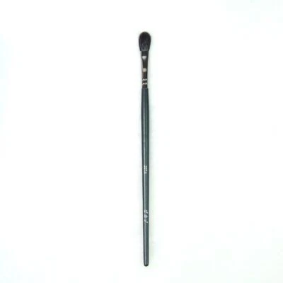 Cosmetic Eyeshadow Makeup Brushes - Soft Squirrel Hair Medium Eye Blending Brush - Image 1 of 4