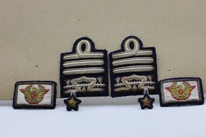 gradi generale corpo d'armata alpini divisa uniforme distintivo stellette - Foto 1 di 7