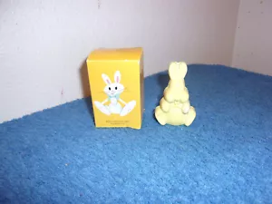 VINTAGE (NUOVO CON SCATOLA) AVON BUNNY MANO GIALLO BAR SAPONE - Foto 1 di 5