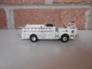 Busch #46017 HO US Feuerwehr Cabrin Pumpwager - Picture 1 of 7