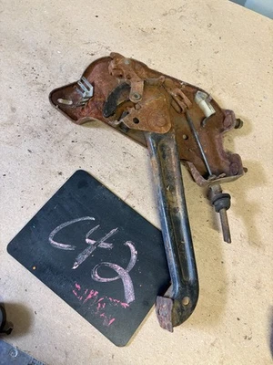 1973 1983 年 1987 年 86 1991 年雪佛兰 Gmc K5 K10 C10 K30 C30 E 紧急制动踏板 — 第 1/4 张图片