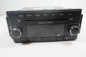 2007-2018 Jeep Wrangler Radio/Receiver w/Display ID P68252824AC For Parts/As-Is - Bild 1 von 6