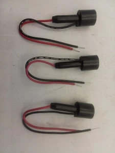 EATON CORP HLR FUSE HOLDER BUSSMANN FUSE HOLDER 300V 15 AMPS LOT OF 3 NNB - Picture 1 of 2
