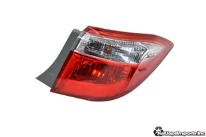 14 15 16 TOYOTA COROLLA OEM OUTER RIGHT TAIL LIGHT TAIL LAMP - Picture 1 of 2