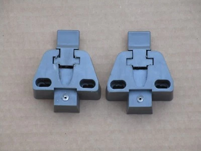 87-89 MUSTANG HATCH BACK CARGO CVER CLIPES DE MONTAGEM FABRICANTE DE EQUIPAMENTO ORIGINAL CINZA   - Imagem 1 de 4