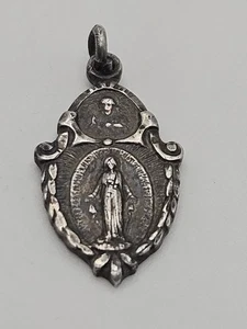 Vintage Wunderbare Medaille Jungfrau Maria Sterlingsilber Katholisch Charm Anhänger  - Bild 1 von 8