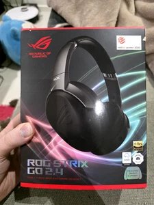 Asus rog strix go 2.4 Gaming WFH Headset - Picture 1 of 3