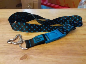 NEW! Disney Movie Club VIP Exclusive Collectible Disney Pin Lanyard! - Picture 1 of 4