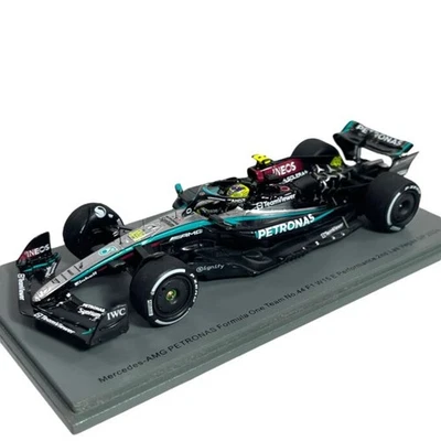 Modellino F1 Spark 1/43 Mercedes AMG Petronas W15 Lewis Hamilton #44 2nd Las ... - Immagine 1 di 4