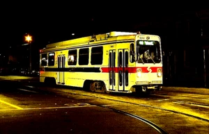 ORIGINAL KODACHROME SLIDE SEPTA LRV 9092 RICHMOND-WESTMORELAND AT NIGHT 23.08.92 - Bild 1 von 1