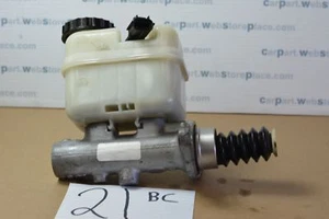 02 03 04 05 06 Ford Expedition 5.4 L Auto 4X4 Used Master Brake Cylinder #21BC - Picture 1 of 5