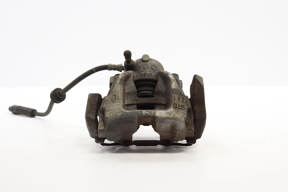 Pinza de freno de disco del lado del pasajero delantero derecho Fiat 500L 2014-2020 OEM Foto 1 de 4