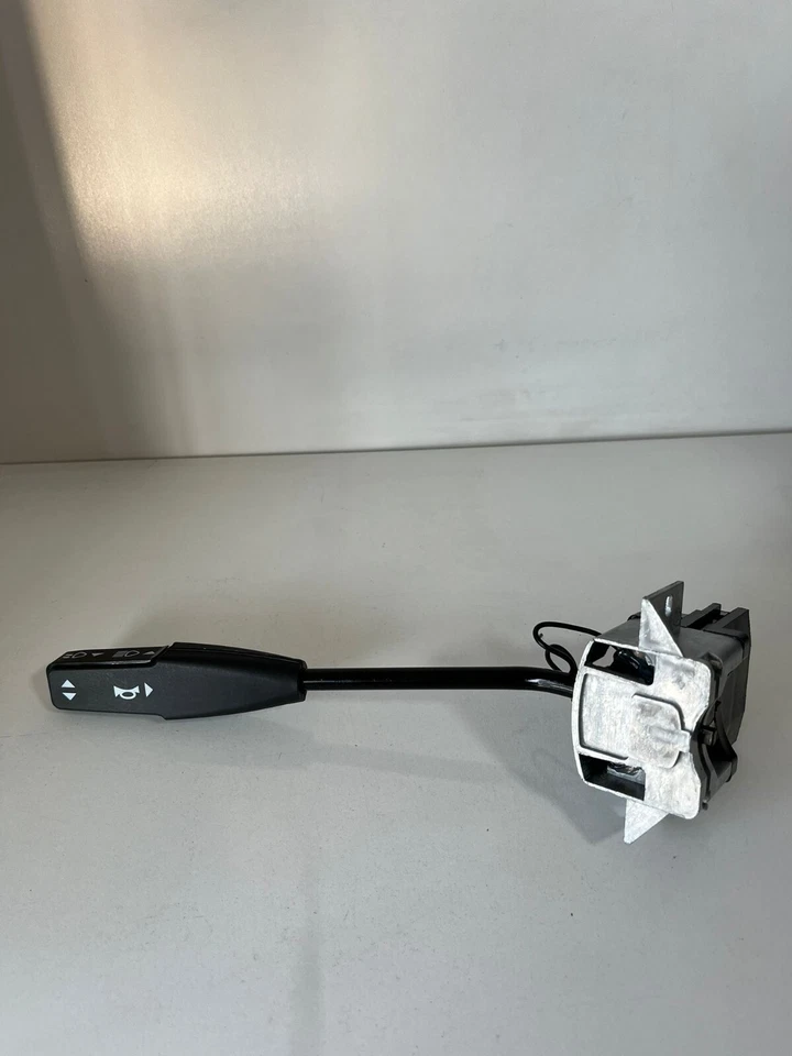 Nuevo indicador - tallo interruptor bocina para Ford Escort Capri 75AG13335AB Foto 1 de 4