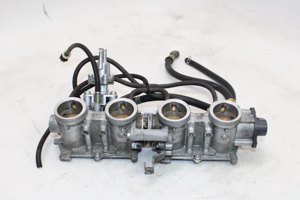 01-06 HONDA CBR600F4I OEM INYECTORES DE COMBUSTIBLE PRINCIPALES / CUERPOS DEL ACELERADOR Foto 1 de 4