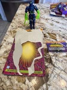 The Inhumanoids Dr. Derek Bright Action Figure 1986 Hasbro Vintage COMPLETE Card - Picture 1 of 24