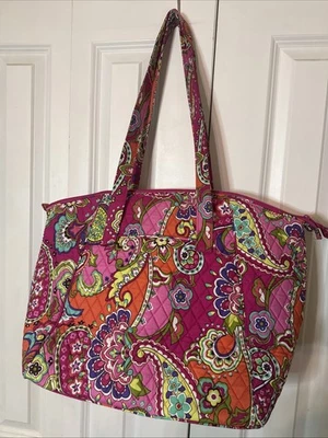 Vera Bradley Mujeres Cartera Aldeano Bolso de Hombro Bolso de Mano Rosa Remolinos Retirado Foto 1 de 4