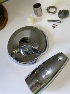 Moen Shower and Tub Faucet Polished Chrome Used - Picture 1 of 10