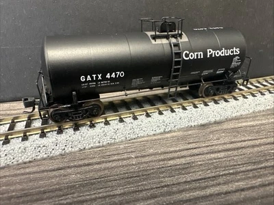 Atlas N Scale RTR #40255 17,600 Gal Tank Car Corn Products #4470 NIB - Image 1 of 3