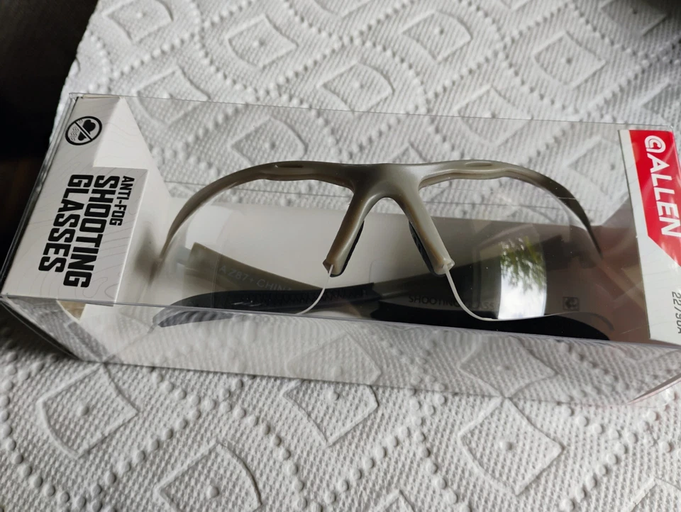 Gafas de tiro Allen Company transparentes, envolventes de policarbonato, Foto 1 de 4