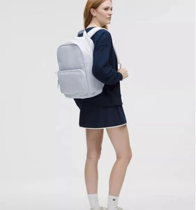 lululemon Everywhere Backpack 22L starch blue - Picture 1 of 3