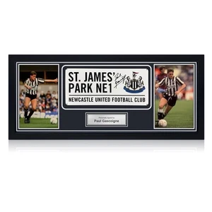 Paul Gascoigne signiertes Newcastle United Straßenschild. Gerahmt - Bild 1 von 5