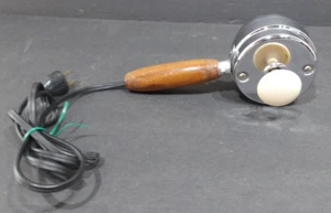 Vintage Eskimo Two Speed Vibrator Model 750 Wood Handle Massager Bersted Mfg. Co - Picture 1 of 9