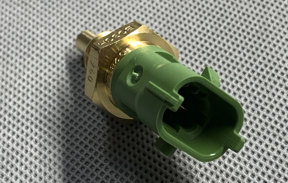 SENSOR DE TEMPERATURA DE COMBUSTIBLE ORIGINAL BOSCH 0281002623 FORD RANGER MAZDA BT-50 VOLVO Foto 1 de 4