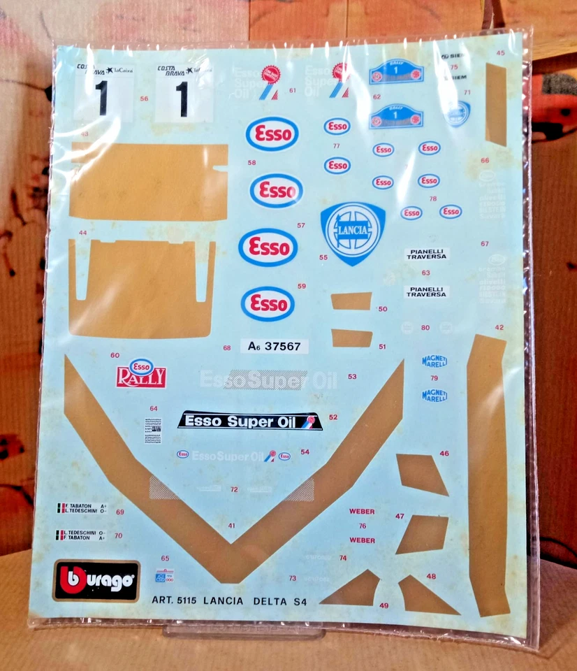 Lancia Delta S4 Burago 5115 -  1,24 , decals - Immagine 1 di 1