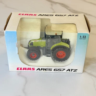 CLAAS Ares 657 ATZ Tractor 1:32 Die Cast Model with Box – Universal Hobbies - Image 1 of 4
