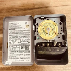 Interruptor Temporizador Electromecánico Intermatic T104, 40A 208-277 VAC 60hz - Imagen 1 de 5