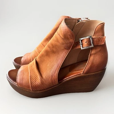 Miz Mooz Stafford Brown Leather Sandals Size 40 Peep Toe Zip Buckle Boho Bootie - Image 1 of 4