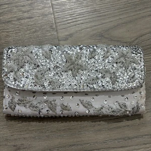 VTG Beaded 9.5 X 5” Satin Silver Sequined Clutch Purse Evening Bag Wedding - Picture 1 of 12