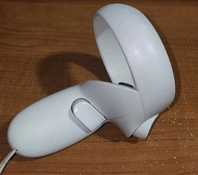 Oculus Meta Quest 2 VR Controller Only (Left Hand)  - Image 1 of 3