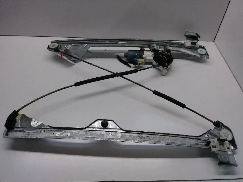 07-14 Chevy Silverado Sierra Avalanche Rear Window Regulator Electric Driver OEM - Image 1 of 3