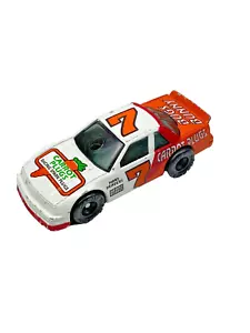 Matchbox Chevrolet Lumina Stock Car Carrot Plugs Diecast Toy Car 1990 Vitnage - Picture 1 of 6