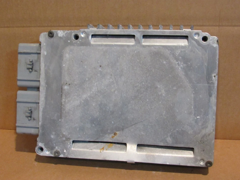 2003 2004 Chrysler Sebring 2.7L Engine Control Module ECM ECU P04896810AB OEM - Image 1 of 4