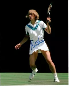 MARTINA NAVRATILOVA Signed 8x10 TENNIS Photo w/ Hologram COA - Picture 1 of 2