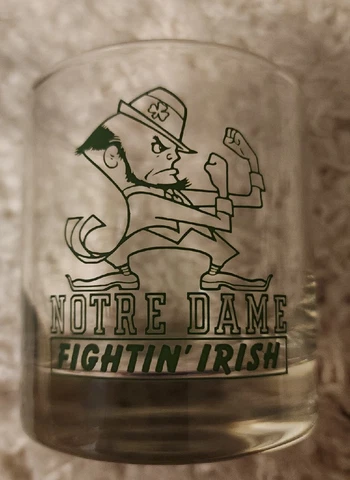 NOTRE DAME GLASS LOW BALL WHISKY FIGHTING IRISH DRINKWARE Cover