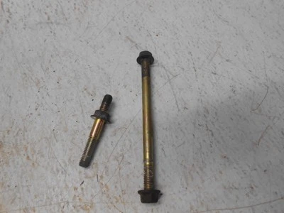 2005 Chevrolet Aveo Alternator Bolts - Imagem 1 de 4