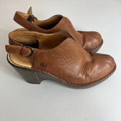 Zueco de mula BORN para mujer 8M cuero marrón con cordones boho tacón de cuña punta dividida Foto 1 de 4