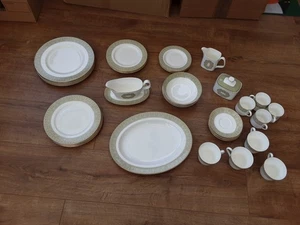 Royal Doulton Sonnet 37 Piece Dining Set - Picture 1 of 9
