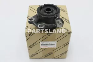 Toyota Hilux KZN130 OEM Genuine Differential Support Bracket 51250-35011 - Picture 1 of 3